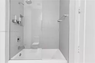 6410 NW 105th Pl, Doral, FL 33178 - Photo 22