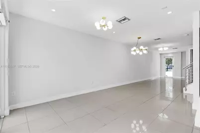 6410 NW 105th Pl, Doral, FL 33178 - Photo 8