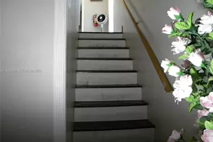 7527 SW 7th Ct, North Lauderdale, FL 33068 - Photo 16