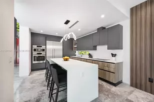 2990 SW 20th St, Miami, FL 33145 - Photo 8