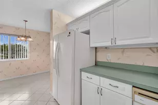 9587 Weldon Cir, Tamarac, FL 33321 - Photo 10