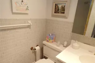 3020 Marcos Dr, Aventura, FL 33160 - Photo 32