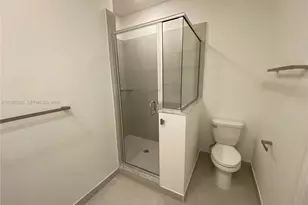 211 SW 159th Ter, Pembroke Pines, FL 33027 - Photo 32