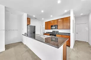 908 SW 147th Ave, Pembroke Pines, FL 33027 - Photo 36