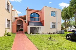 10249 NW 9th St Cir, Miami, FL 33172 - Photo 30