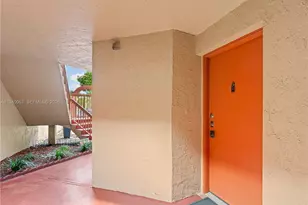 10249 NW 9th St Cir, Miami, FL 33172 - Photo 30