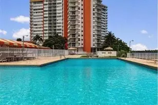 1301 NE Miami Gardens Dr, Miami, FL 33179 - Photo 1