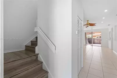 1564 SW 2nd St, Homestead, FL 33030 - Photo 16