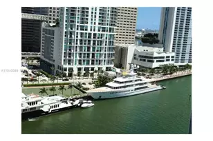 475 Brickell Ave, Miami, FL 33131 - Photo 12