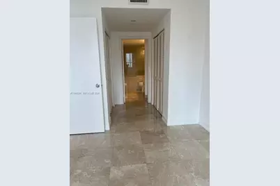 701 Brickell Key Blvd #1402, Miami, FL 33131 - Photo 8