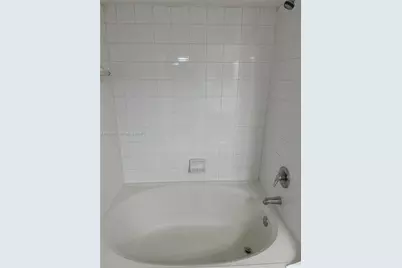 620 SW 111th Ave #206, Pembroke Pines, FL 33025 - Photo 18