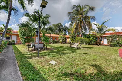 140 SW 30th Ct #130, Miami, FL 33135 - Photo 4
