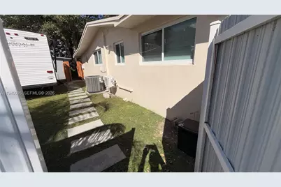 19150 Flag Dr #2, Cutler Bay, FL 33157 - Photo 8