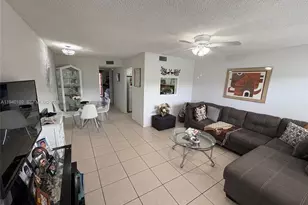 9101 Sunrise Lakes Blvd, Sunrise, FL 33322 - Photo 6