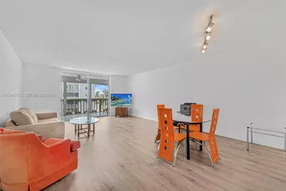 500 NE 12th Ave #407, Hallandale Beach, FL 33009 - Photo 6