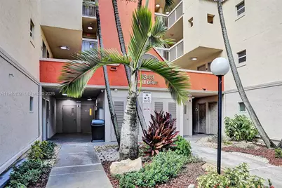 8343 Lake Dr #205, Doral, FL 33166 - Photo 16