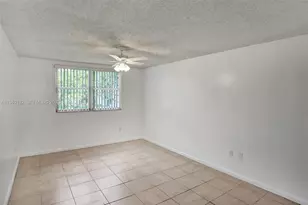 8343 Lake Dr, Doral, FL 33166 - Photo 10