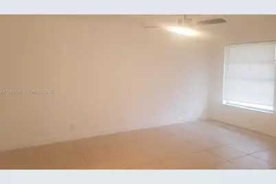 3000 NW 5th Ter #136, Pompano Beach, FL 33064 - Photo 6