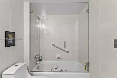 335 W Laurel Drive #8M, Margate, FL 33063 - Photo 30