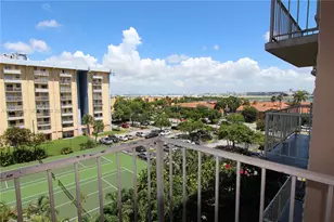 4550 NW 9th St, Miami, FL 33126 - Photo 10