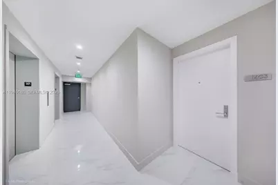 700 NE 24 St #1403, Miami, FL 33137 - Photo 2