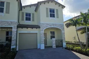 2530 SE 29th St, Homestead, FL 33035 - Photo 2