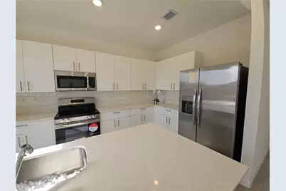 2530 SE 29th St #., Homestead, FL 33035 - Photo 8