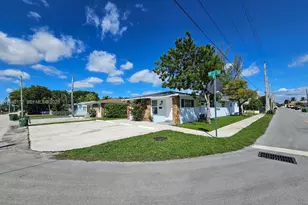 329 SE 2nd St, Hallandale Beach, FL 33009 - Photo 2