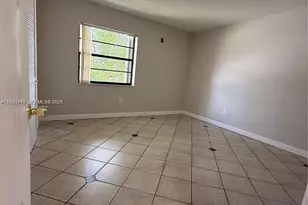 8701 SW 12th St, Miami, FL 33174 - Photo 10