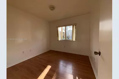 935 NE 33rd Terr #104, Homestead, FL 33033 - Photo 10