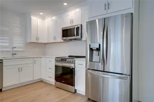 421 SW 14th Ct, Fort Lauderdale, FL 33315 - Photo 32