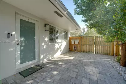 421 SW 14th Ct, Fort Lauderdale, FL 33315 - Photo 28