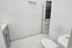1332 NE 177th St, North Miami Beach, FL 33162 - Photo 20