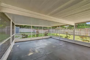 2015 N 58th Ave, Hollywood, FL 33021 - Photo 56