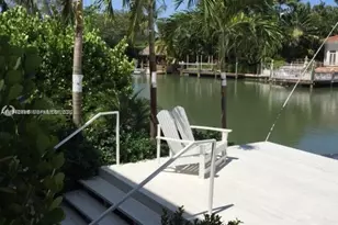 3921 N Meridian Ave, Miami Beach, FL 33140 - Photo 20