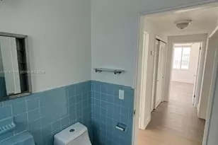3921 N Meridian Ave, Miami Beach, FL 33140 - Photo 16
