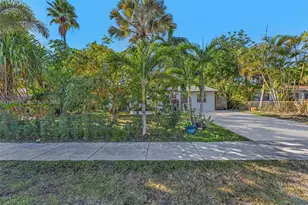 660 NE 59th Ct, Oakland Park, FL 33334 - Photo 34