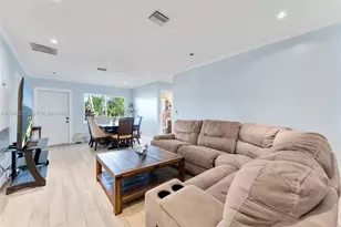 660 NE 59th Ct, Oakland Park, FL 33334 - Photo 4