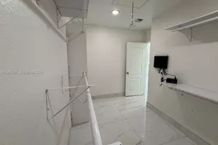 27037 SW 142nd Ave, Homestead, FL 33032 - Photo 16