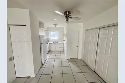 158 Ocean Dr #406, Miami Beach, FL 33139 - Photo 4