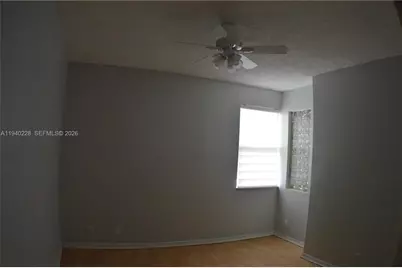 1527 Veracruz Ln #3-15, Weston, FL 33327 - Photo 12