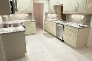 6015 NW 67th Terrace, Tamarac, FL 33321 - Photo 2