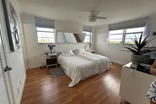 1811 Jefferson St, Hollywood, FL 33020 - Photo 2