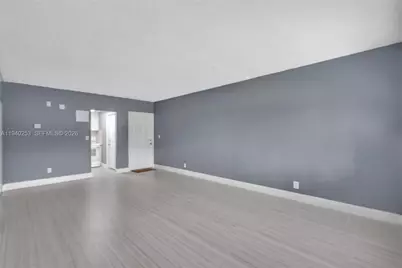 101 SE 6th Ave #1, Pompano Beach, FL 33060 - Photo 8