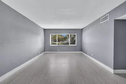 101 SE 6th Ave #1, Pompano Beach, FL 33060 - Photo 4