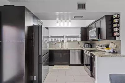 1370 Osprey Ct, Homestead, FL 33035 - Photo 16
