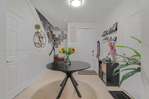 10355 NW 70th Ln, Doral, FL 33178 - Photo 6