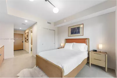 11 NE 6th Street #1702, Miami, FL 33132 - Photo 8