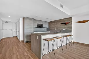 400 Sunny Isles Blvd, Sunny Isles Beach, FL 33160 - Photo 18
