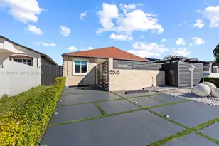 5565 NW 193rd Ln, Miami Gardens, FL 33055 - Photo 4